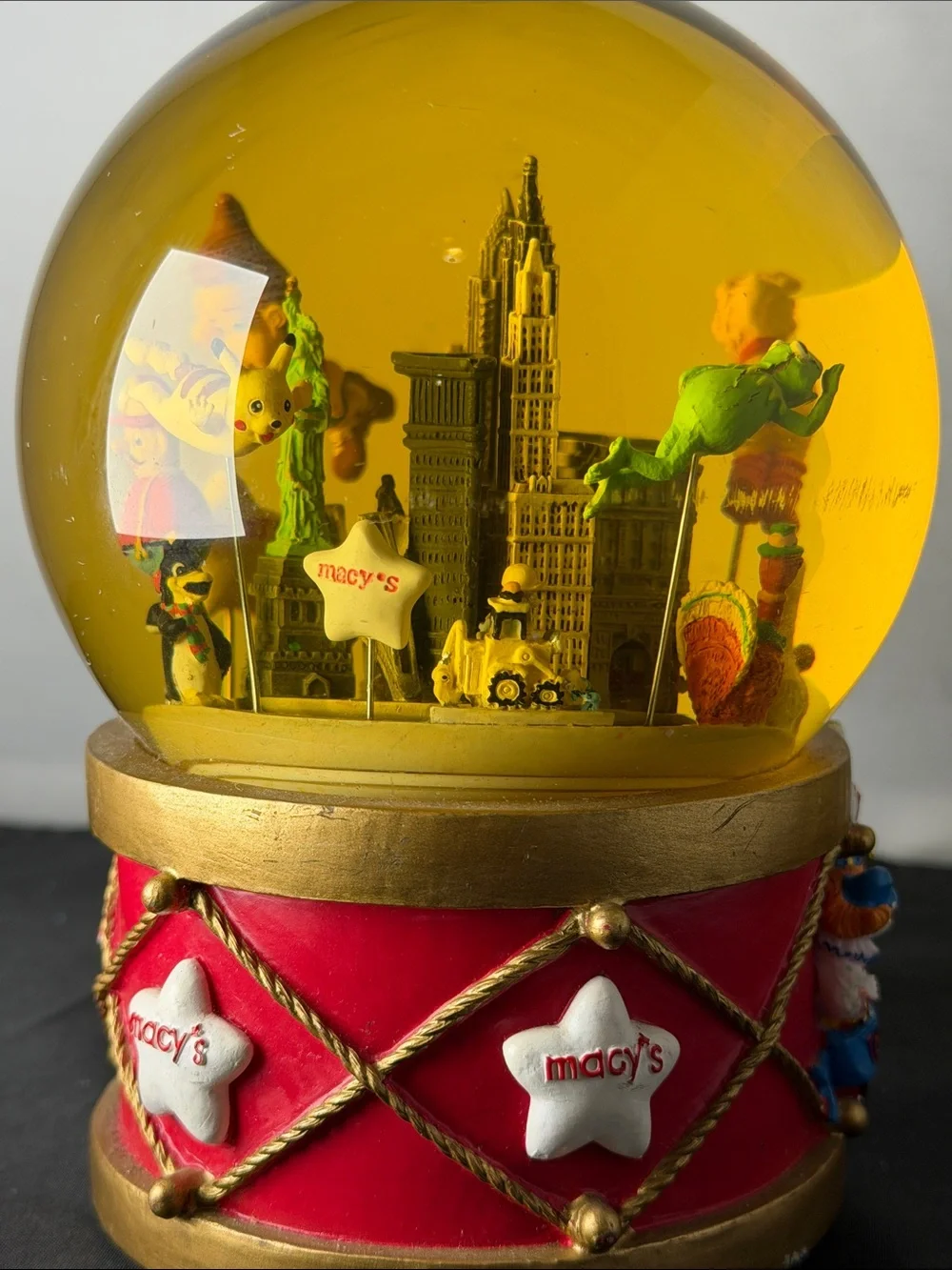 Macy's Thanksgiving Day Parade snow globe